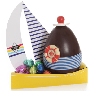 ambiance marine pour l'oeuf Txalupa de l'atelier du Chocolat, 23,60 €