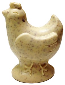 poule en chocolat blanc avec éclats de spéculos éllaborée par Jean Pierre Coffe Leader Price, 2,79 €