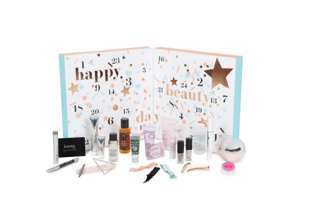  CALENDRIER DE L'AVENT MARIONNAUD AVEC LES MUST HAVE SOIN ET MAQUILLAGE PRIX 39,99 €